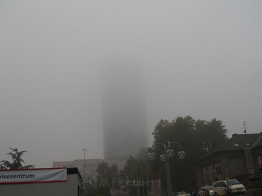 Koeln im Nebel-1.JPG